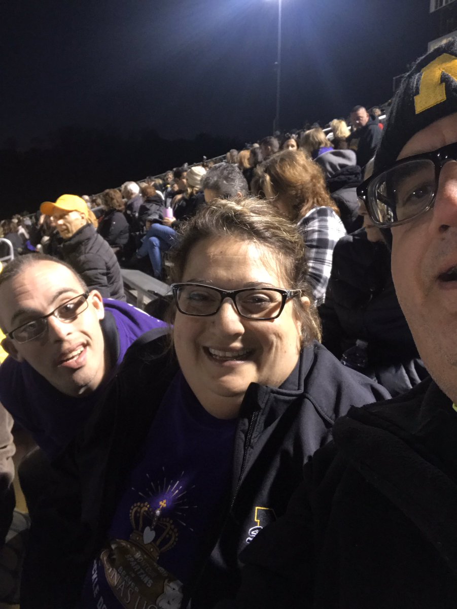Chollinshead2nd's tweet photo. Way to Go Spartans! #Montourproud #Alinaslight @MontourSD https://t.co/UGnY8fMDGQ
