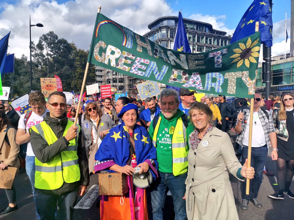 matthabusby's tweet image. "We've already got the best deal with Europe so why would we give that up," says Becky Wing, from Thanet Green Party. "This deal would put workers rights, animal rights, environmental protections and the NHS at huge risk. We want a people's vote." #PeoplesVoteMarch