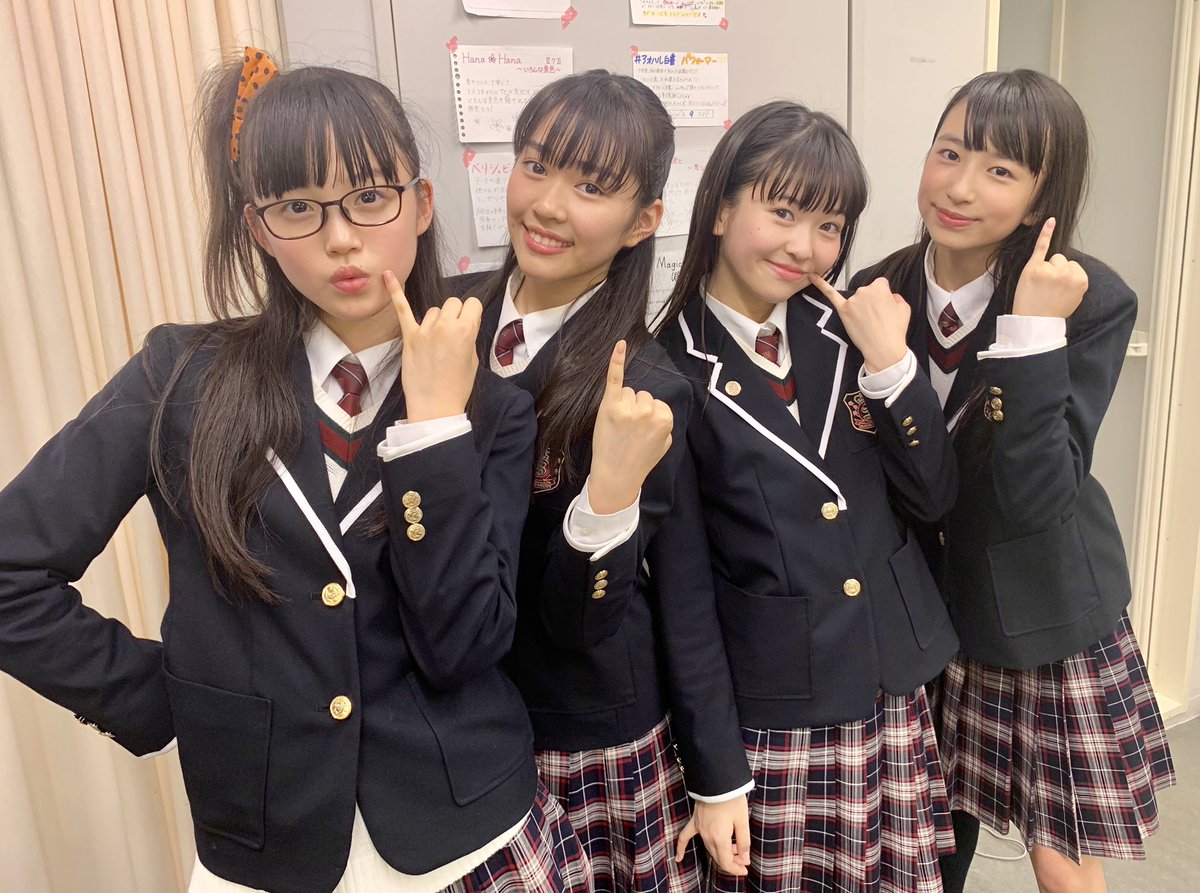 さくら学院 職員室 学院祭１日目お越しいただいた皆さん 応援していただいた皆さんありがとうございました 明日２日目 しっかり 精一杯の今 を魅せきれるように顔笑ります