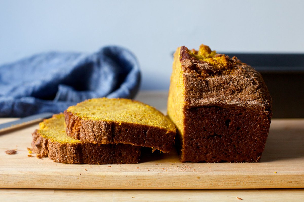 smittenkitchen's tweet image. This pumpkin bread is towering and craggy with a crisp cinnamon-sugar lid that's impossible not to pick off in deeply satisfying bark-like flecks. It's also one-bowl and uses a full can of pumpkin in a single loaf. It improves October weekends. bit.ly/2Br46KU