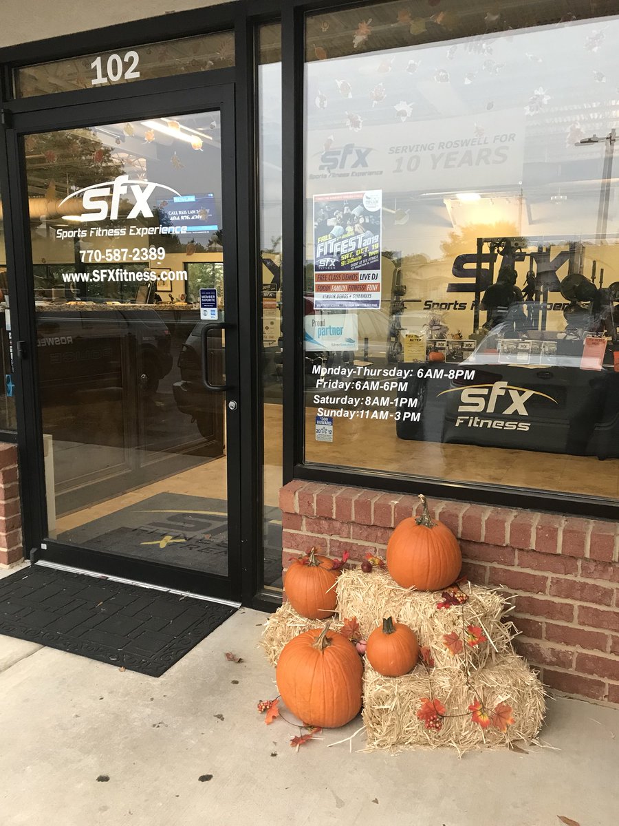 DFark3's tweet image. Excited to partner with SFX this morning to put on a great event to support the Gurver Foundation, @flyhighmax, in support of college hazing awareness. Come on out today for some music, food, prizes, and community from 9:30-1:00 at SFX Roswell!