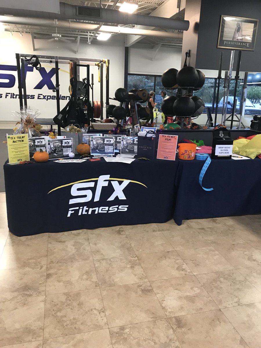 DFark3's tweet image. Excited to partner with SFX this morning to put on a great event to support the Gurver Foundation, @flyhighmax, in support of college hazing awareness. Come on out today for some music, food, prizes, and community from 9:30-1:00 at SFX Roswell!