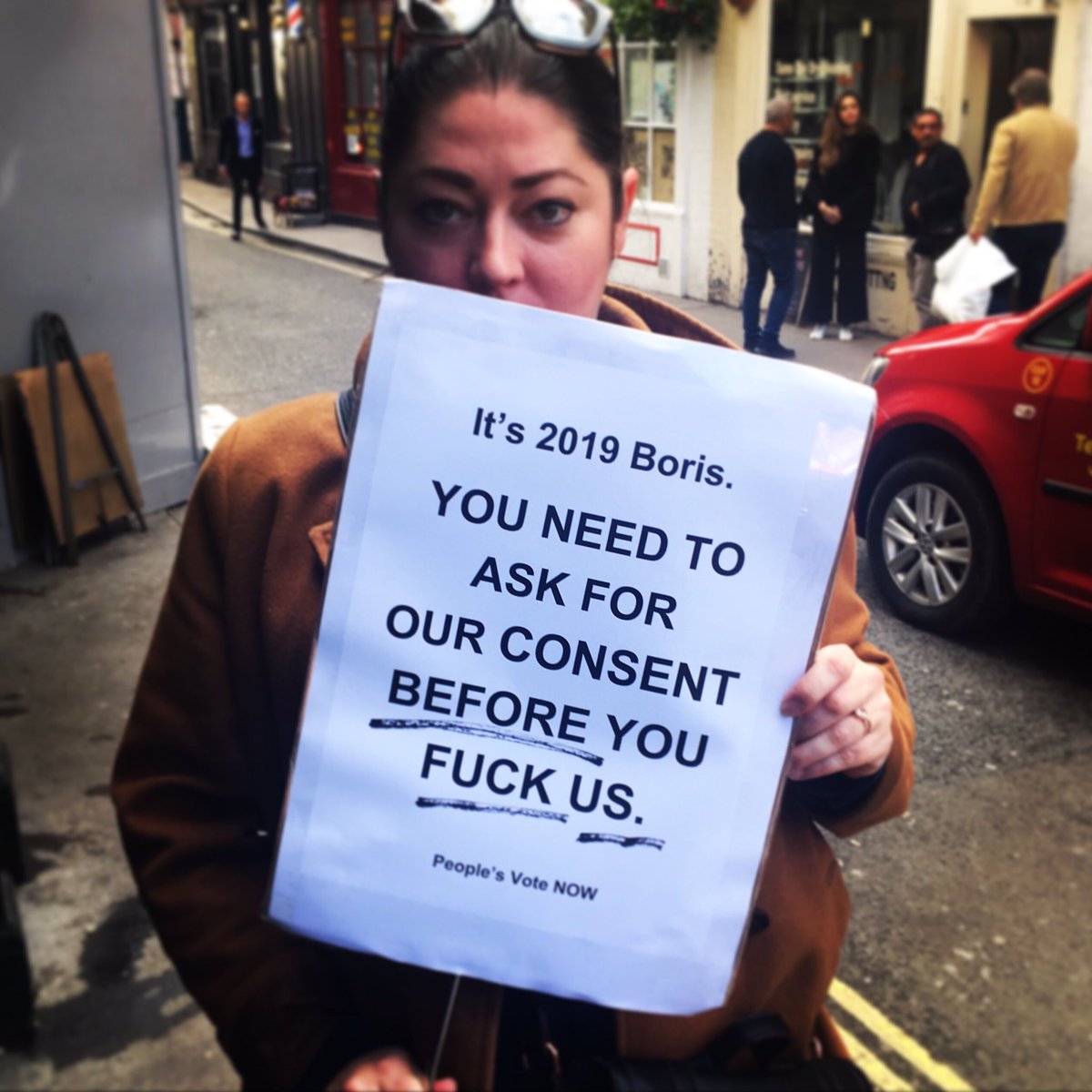 gffoodie's tweet photo. Here for it #PeoplesVoteMarch https://t.co/AQq5O3T5ij