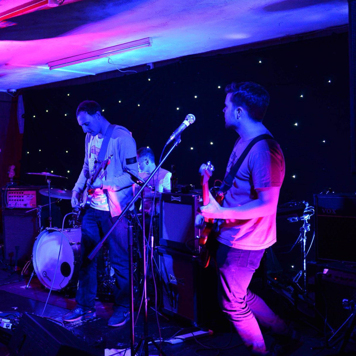 #NP: <a href="/moonwrecked/">MOONWRECK</a>'s new tune 'Monster' for a second time this week!

Listen ▶️ bbc.in/33JvCz9