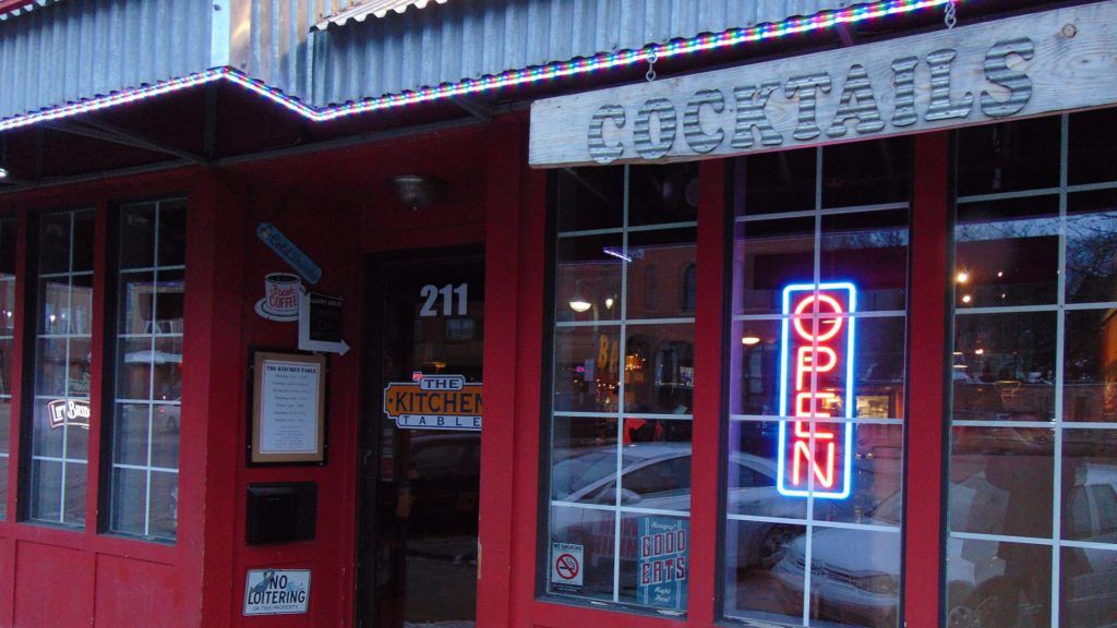 KitchenTableWI's tweet image. 🏞️🌄🌅🍽️Prescott is home to more than just Wisconsin's tastiest breakfast restaurant. Freedom Park is just a couple minutes away. You can stop by, enjoy breakfast then drive just a minute away to enjoy beautiful scenery - it's a win/win! 🏞️🌄🌅 🍽️