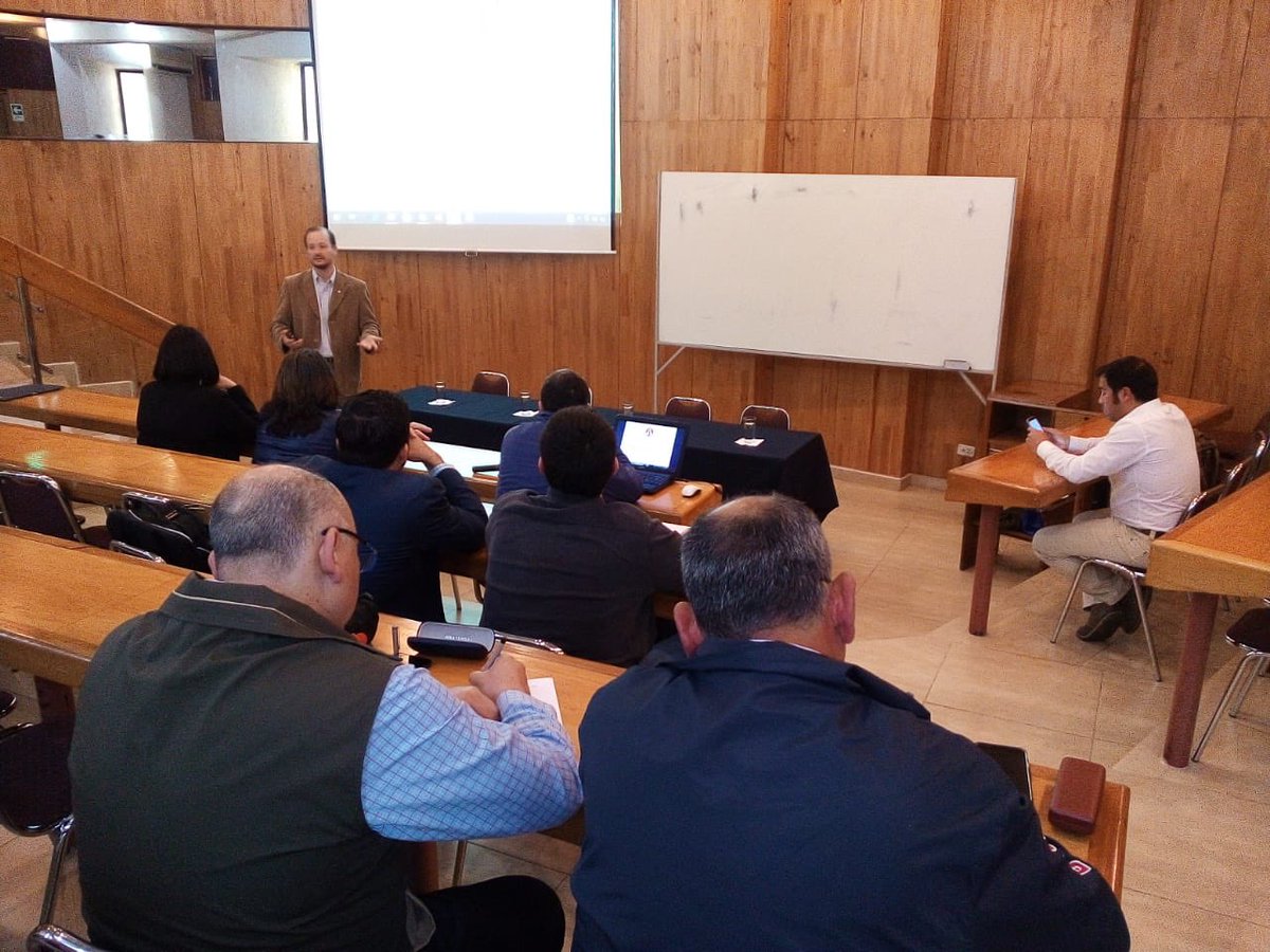SOCHPED's tweet photo. #Talca Agradecemos a @UTalca por ser nuestros anfitriones en una nueva jornada #GiraSochped2019 Que estamos realizando en el auditorio de Kinesiología. Invitados @SSMaule @onemichile entre otros. 
https://t.co/f3rgOgnxU9 https://t.co/WD9yFRz9sy