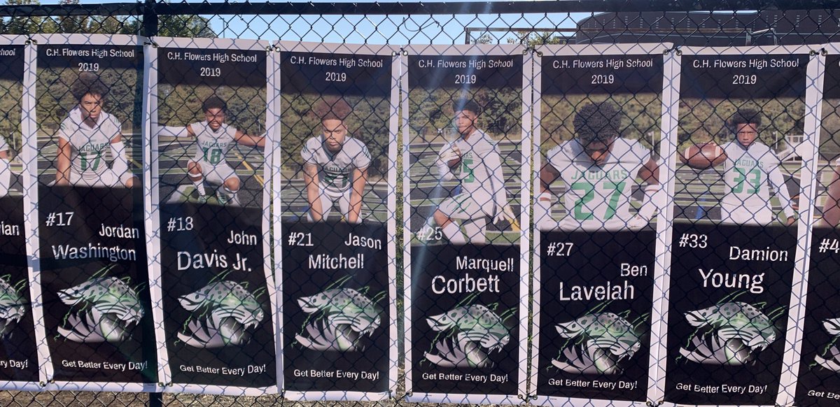 Natalie0574's tweet photo. Congratulations to our Seniors Class of 2020 #chfhs https://t.co/7h4jbgcy4P