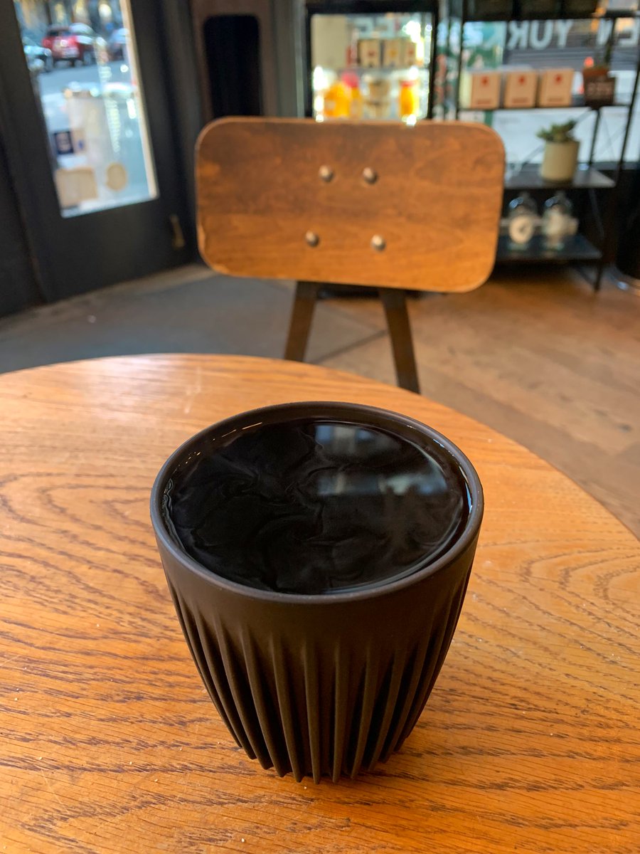 Before my walk over the #Williamsburg Bridge, I stopped by <a href="/IrvingFarm/">Irving Farm New York</a>’s lovely LES cafe for an Ethiopian pourover in my <a href="/huskeecup/">Huskee</a>.