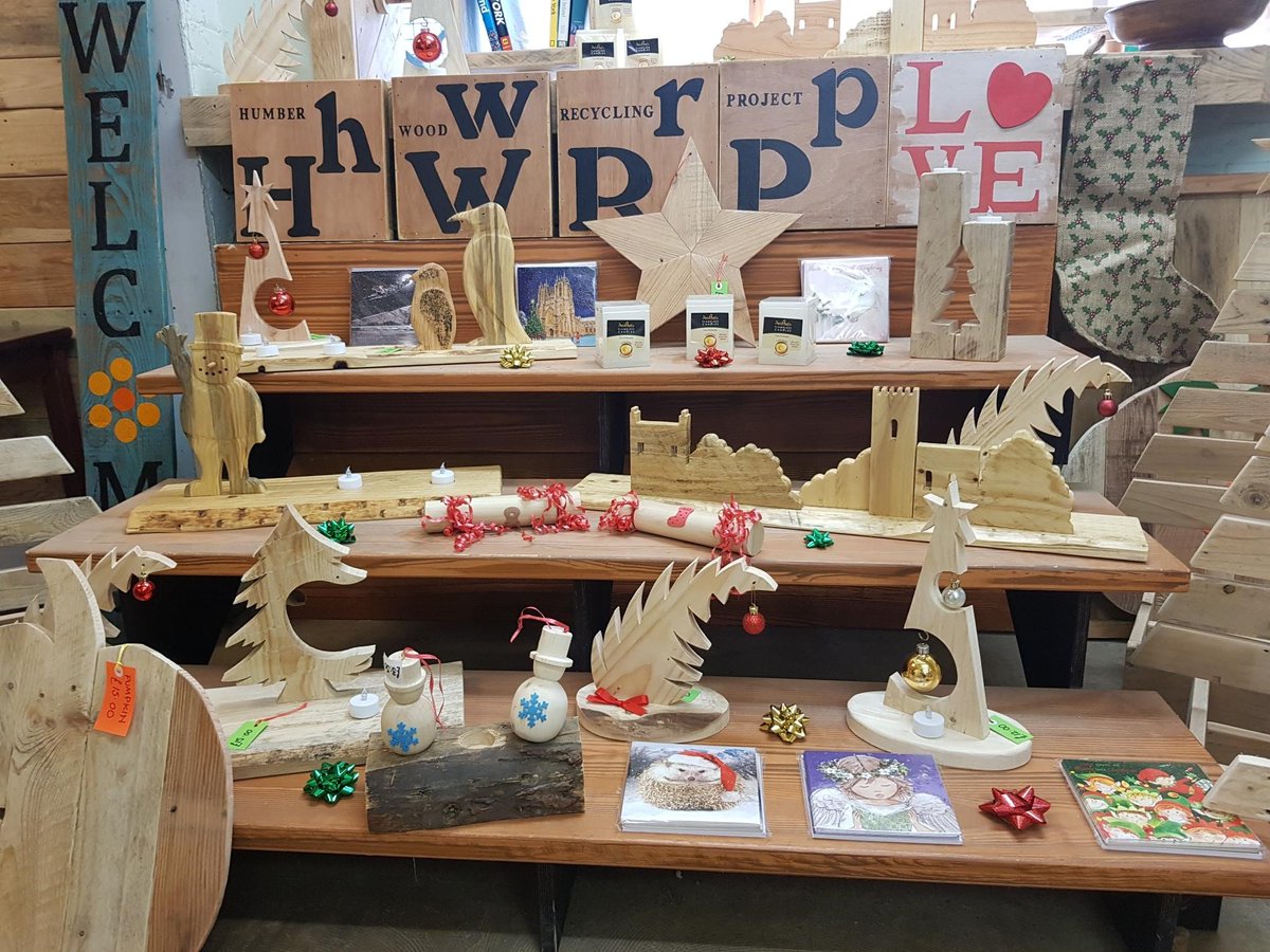 Christmas Gifts made by #recycling wood , helping the environment  #savetheplanet