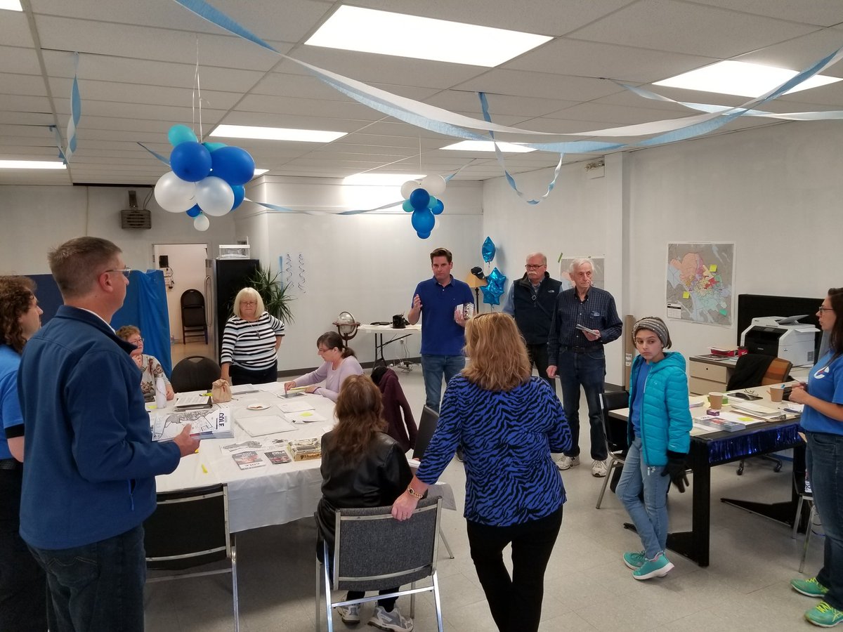JasonColeCPC's tweet photo. And we're off! Members of #TeamCole are hitting the streets in #Dartmouth-#ColeHarbour. On the doorsteps, we're hearing that our positive #Conservative vision is what #Canada needs! @CPC_HQ @AndrewScheer #victoryisknocking https://t.co/k4sj1bHHGp