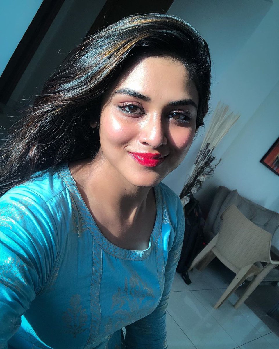 imindhuja's tweet photo. https://t.co/VwuR32g0i2