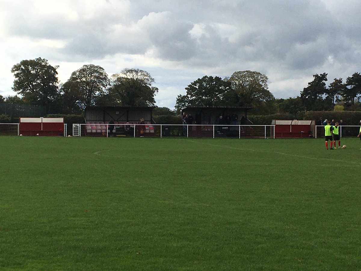 zf0745johnnyh's tweet photo. Today’s travels takes us to Barrow Town vs @HeanorTownFC #gotabitlost https://t.co/ZOJAvItinE