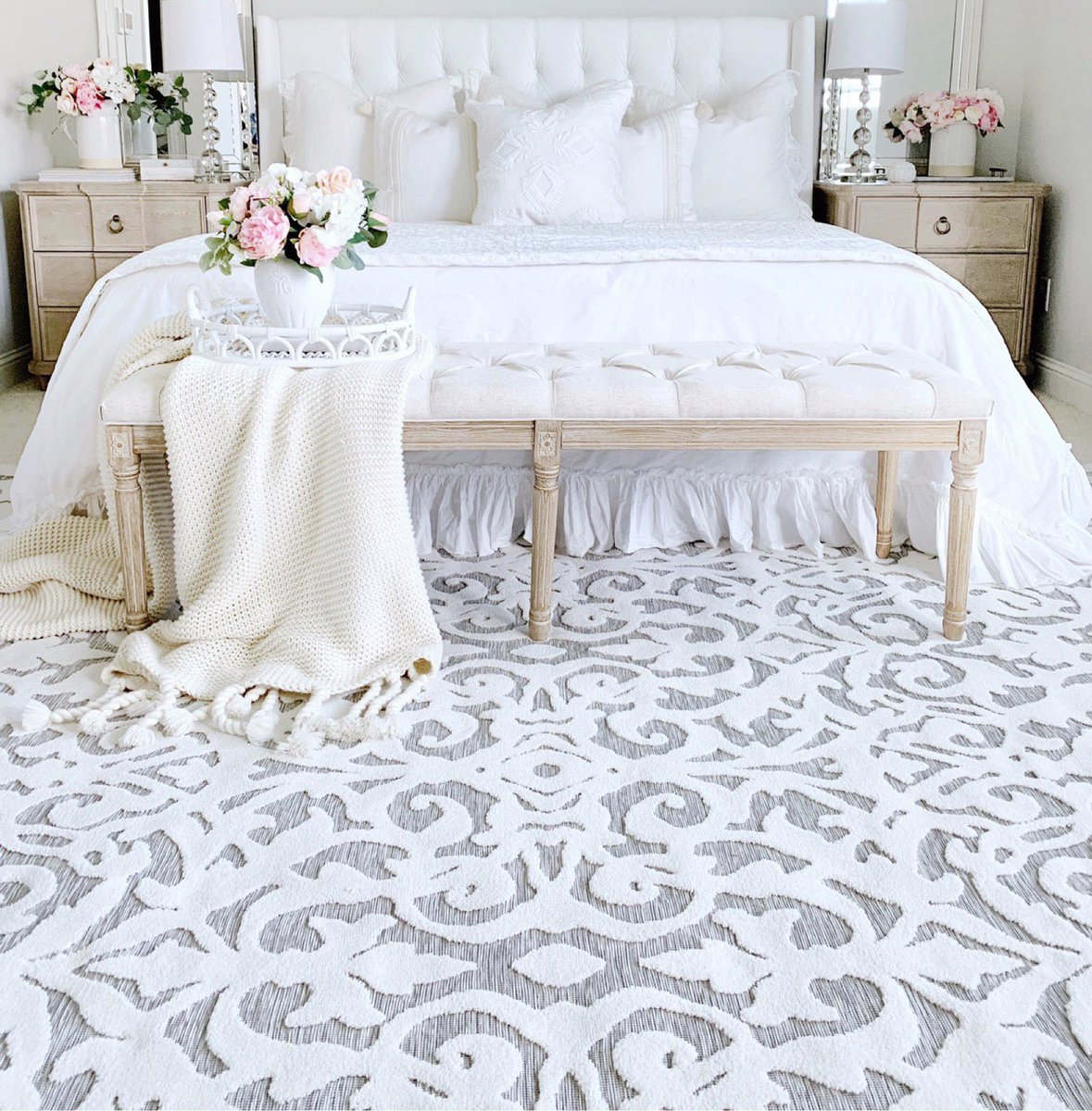 OrianRugs's tweet photo. Get the @My_Texas_House looks you love for less. Grab another cup of coffee and start shopping these amazing indoor/outdoor area rugs and runners now! https://t.co/eJhJjfIrD5

#arearug #rug #madeinamerica #americanmade #homedecor #cottage #farmhouse #ruglove https://t.co/BqELqBo29h