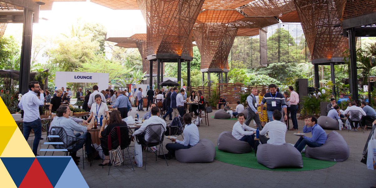 IE Alumni tweet media