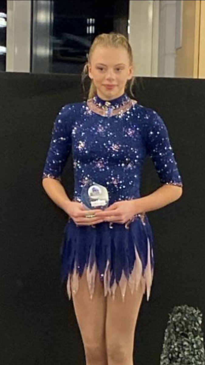 DanniellaFigure's tweet photo. Great day ❤️ Very happy! New PB 35.88 and 3rd place in Aberdeen #HardWorkPaysOff @GaintheEdge1 @kylefigure #family #figureskate #love https://t.co/RWbqxlW4N6