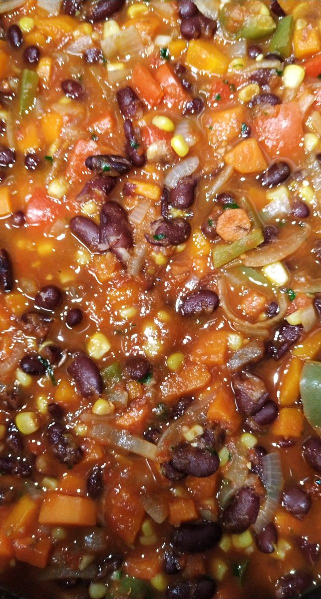 T_Paze's tweet photo. Nous avons le manger ! Un bon chili cool carne vous attends (et en version végé aussi !😉) https://t.co/tpj45XfvGb