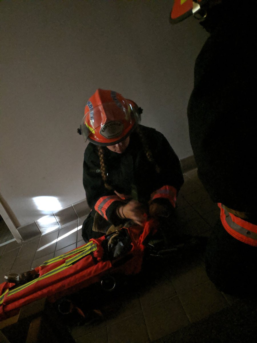 ExplorerPost1's tweet image. Ladder climb and RIC training this morning for our Fire Explorers!