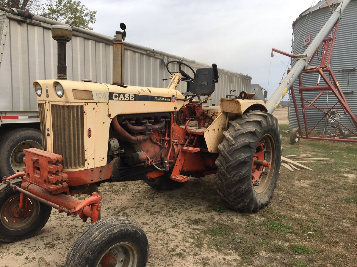 mcintyre_wayne's tweet photo. @maxarmstrong @JohnDeere A Case 930. Very reliable. https://t.co/ftGBvHEeTk