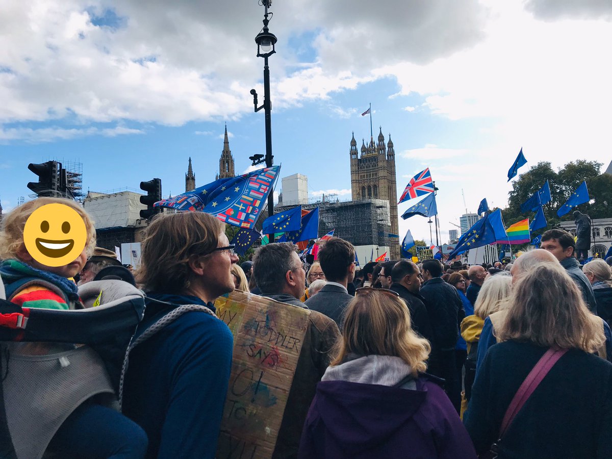 What an electrifying day- standing in parliament square was about hope for the future and a belief in democracy. I want to believe anyways... 🤔🇪🇺 #PeopleVoteMarch #BrexitVote