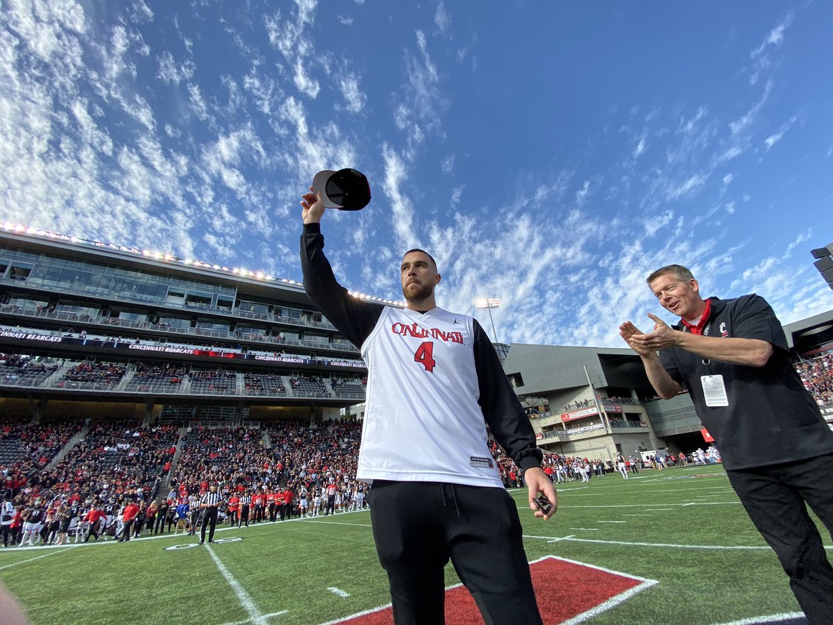 Cincinnati Bearcats On Twitter Travis Kelce Rocking Kenyon Martin