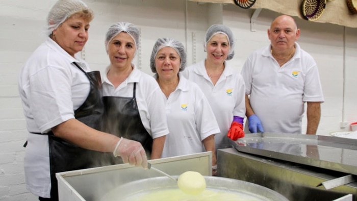Parikiaki's tweet photo. The Cyprus Halloumi Festival is back in Australia
https://t.co/zvZjrhcL4a #Halloumi #Cypruscheese #Halloumifestival
#HalloumiAustralia https://t.co/UsBsUM8riI