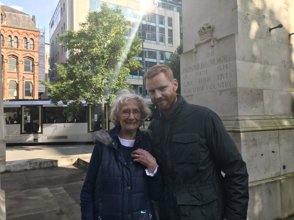 PaulEmbery's tweet image. Never mind the People’s Vote march. Today I spoke at a pro-Brexit rally in St Peter’s Square, Manchester - site of the Peterloo Massacre. Here’s 91-year-old Elsie, who travelled in on the bus from Ashton-Under-Lyne to demand that her vote be respected.