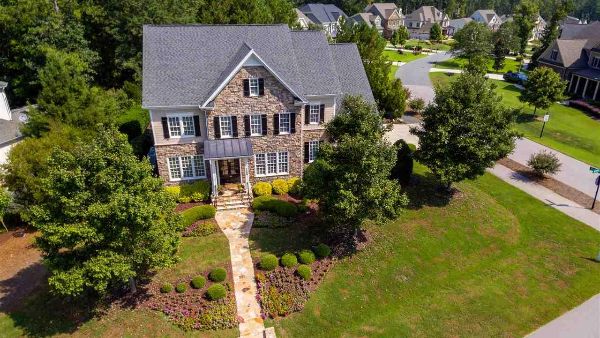 FMRealty's tweet photo. FM Luxury Collection - https://t.co/KO2XCVperc  - Check out some recent activity with FM Luxury listings. Visit https://t.co/5RaUeALmLv to view all of our Luxury listings. https://t.co/zz6G1wkljw