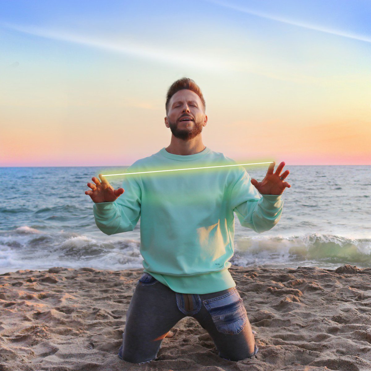 #AlAire @noelschajris en #MúsicaALaCarta de @AlFinDeSemana hablando de su nueva producción #LoMejorDeMi
93.9 FM Bogotá
http://www.rcnradio.com
