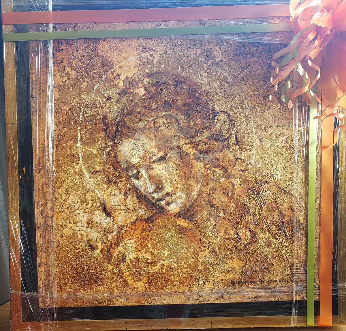 bettynabenitez's tweet photo. Hermosa virgen con acabado de hoja de oro pintada por mi amada mamita @Rosalindagch fue el regalo a mi hijo #Adrián hoy en su cumpleaños #13 
#orgullosamentemexiquense 
#FelizSábado https://t.co/Ljnn2a02IZ