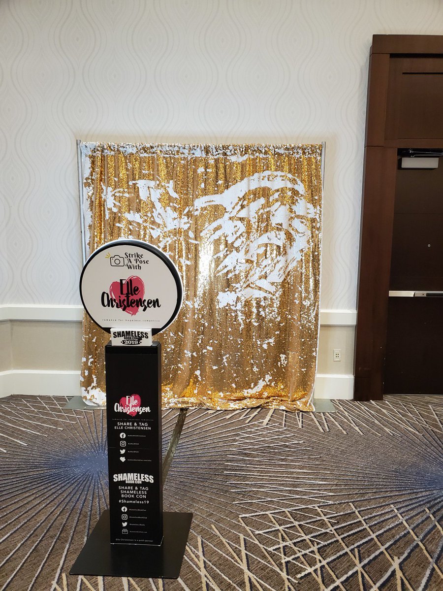 Shameless_Books's tweet photo. Come take a picture with your friends in our photo booth! It's by Abbi Glines and J. Sterling.
Thank you to our sponsor, Elle Christensen!
#Shameless19 https://t.co/CdDSXkFjh4