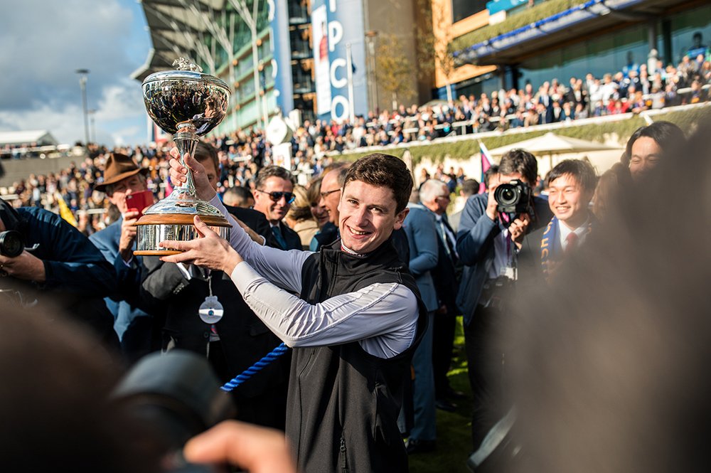 Ascot's tweet photo. No winners on the day, but one to live long in the memory for Champion Flat Jockey @oismurphy... 👏 https://t.co/3Ce2LUPTvU