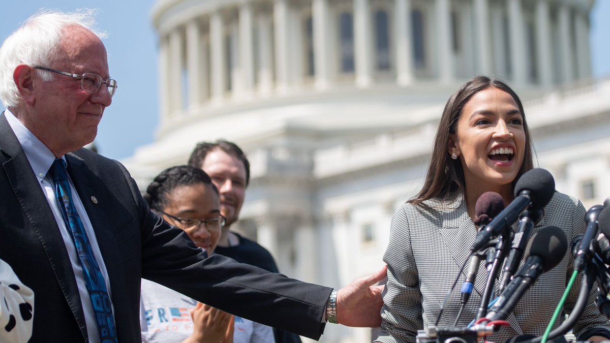 cjrosey4's tweet image. This #BernieAOC rally is going to be lit! 🔥

Tune in, donate, volunteer, phone bank, #BernieIsBack #BernieNeverLeft #BernieNYC #BernieRally #Bernie2020 #SandersCortez2020

Take my money! 💸👉 secure.actblue.com/donate/bernie-…