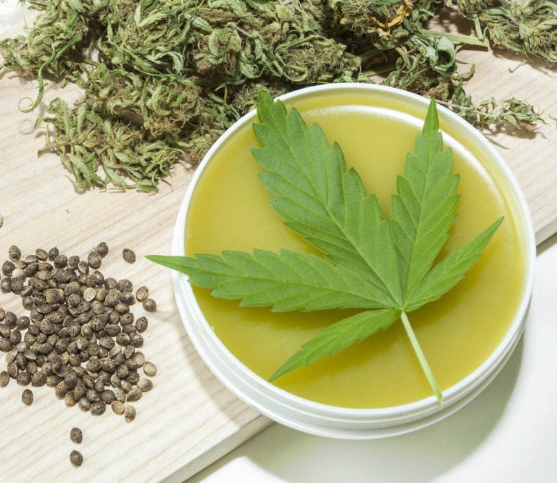 MedicinalPeru's tweet photo. #Cannabis_Medicinal_Perú🍀👨‍���🇵🇪👨‍👩‍👧‍👦🇵🇪
El cannabis y su potencial terapéutico💚👩‍🔬👨‍🔬🍀
¿🌱💚Ya conoces todos los beneficios que brinda el aceite de cannabis 🌱?Nosotros Podemos AYUDARTE,💚
🌱💚Contamos con tratamiento para mas de 40 patologías.🌱💚 https://t.co/dpqwEk9plV