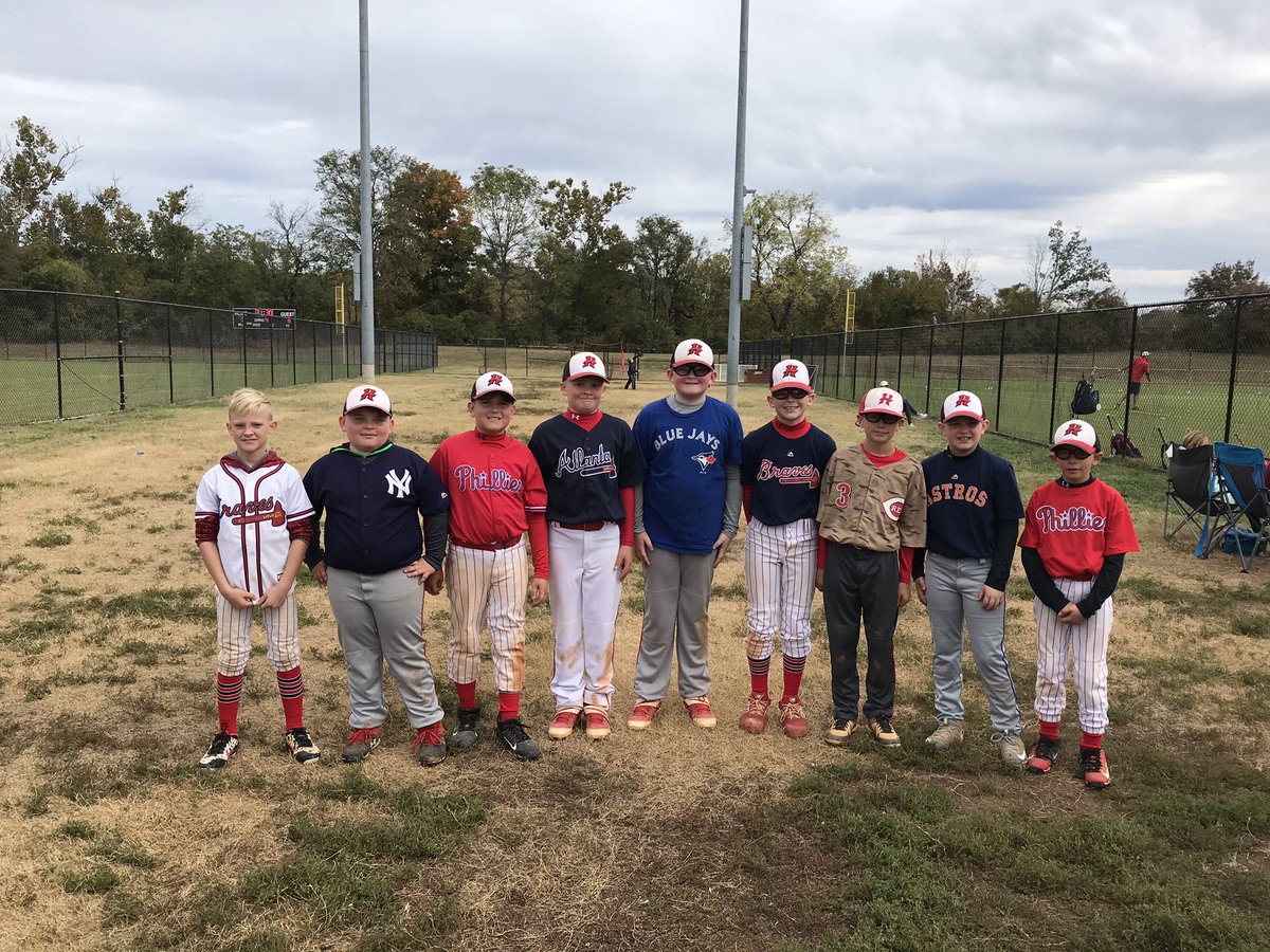 heatersbaseball's tweet photo. With the post-season in full force, the Heaters wore @MLB jerseys in their tournament today. #LetTheKidsPlay #AlwaysBaseballSeason https://t.co/TTRcntL7kC