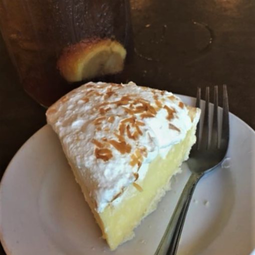 BricksRiver's tweet photo. Simply the sweetest way to celebrate your weekend! ๐ฝ๏ธ๐ฐ Treat yourself today!
.
.
.
#BricksRiverCafe #BanderaTX #TXeats https://t.co/8oleAeqC0z