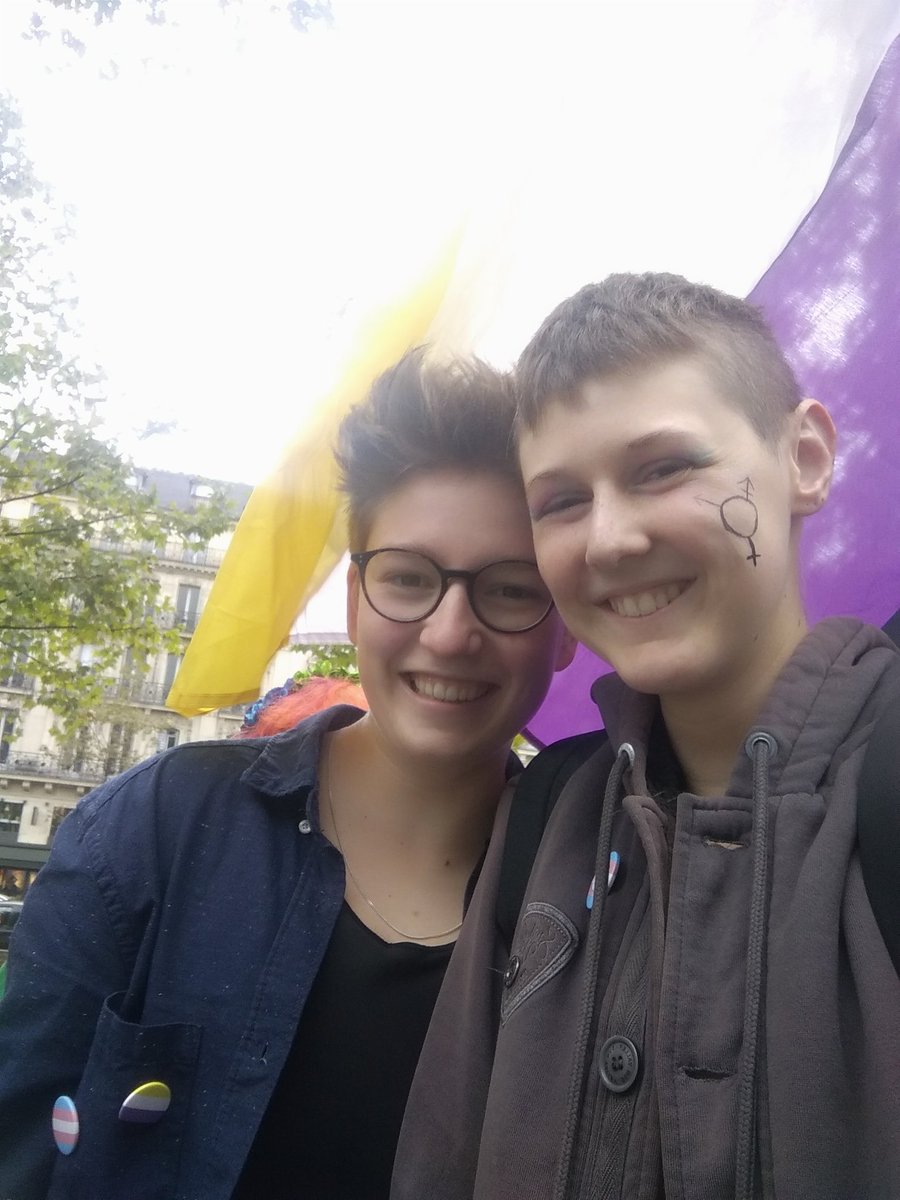 Petipingouin's tweet image. Trans vener et révolutionnaire
#ExisTransInter #TransIsBeautiful #TransphobieDEtat