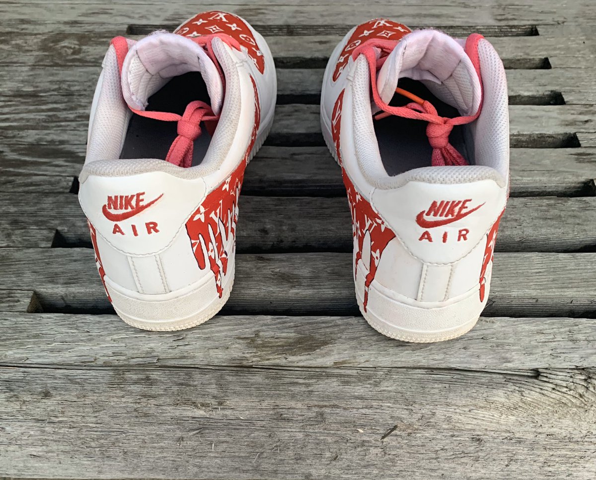 TazCustoms's tweet photo. @TazCustoms 
AF1 x LV https://t.co/LuPk4Ic4Dn