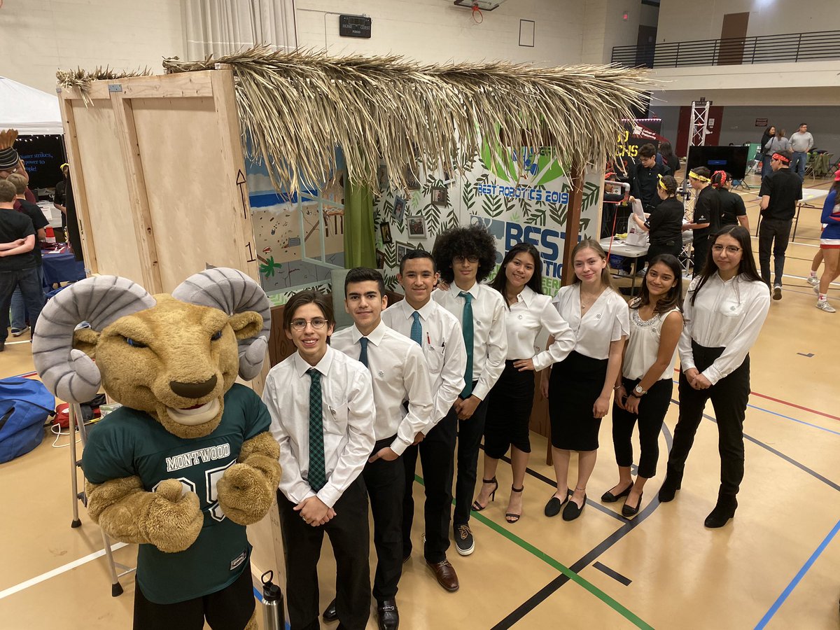 LRamirez_MHS's tweet image. Great first half today @BESTRobotics Gameday. Now we in wait to see if we advance to the playoffs. #TeamSISD #Thanks2BESTRobotics