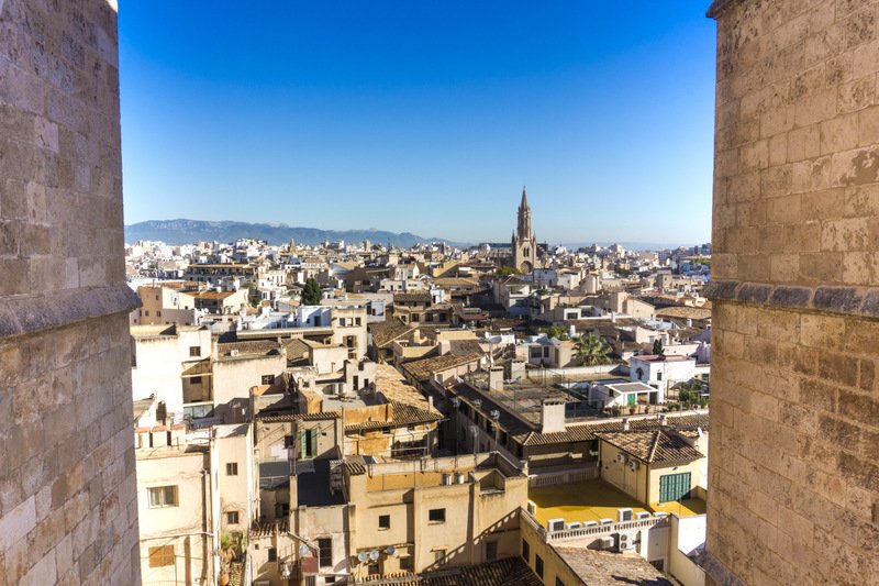 jackiedeburca's tweet photo. #Majorca Spain travel guide: an insider guide by Nicola Dunkinson: #travelblogger Nicola @NDunkinson has been visiting Mallorca since childhood. Check out her great guide here: https://t.co/mf2Iy99H9D #travelinspires #travel https://t.co/NnpBhUWTHT