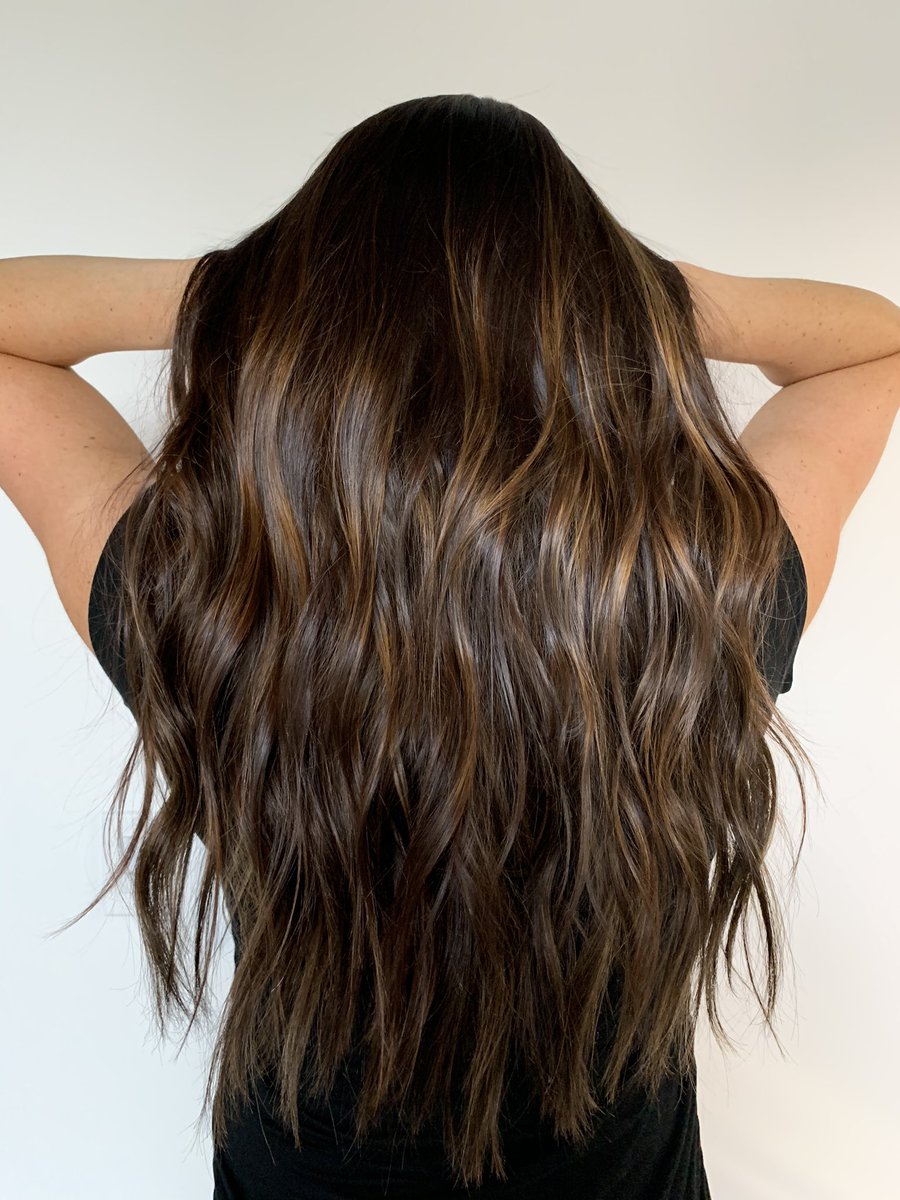 nicoleleffew's tweet image. New mom hairrrrr 🖤🖤🖤