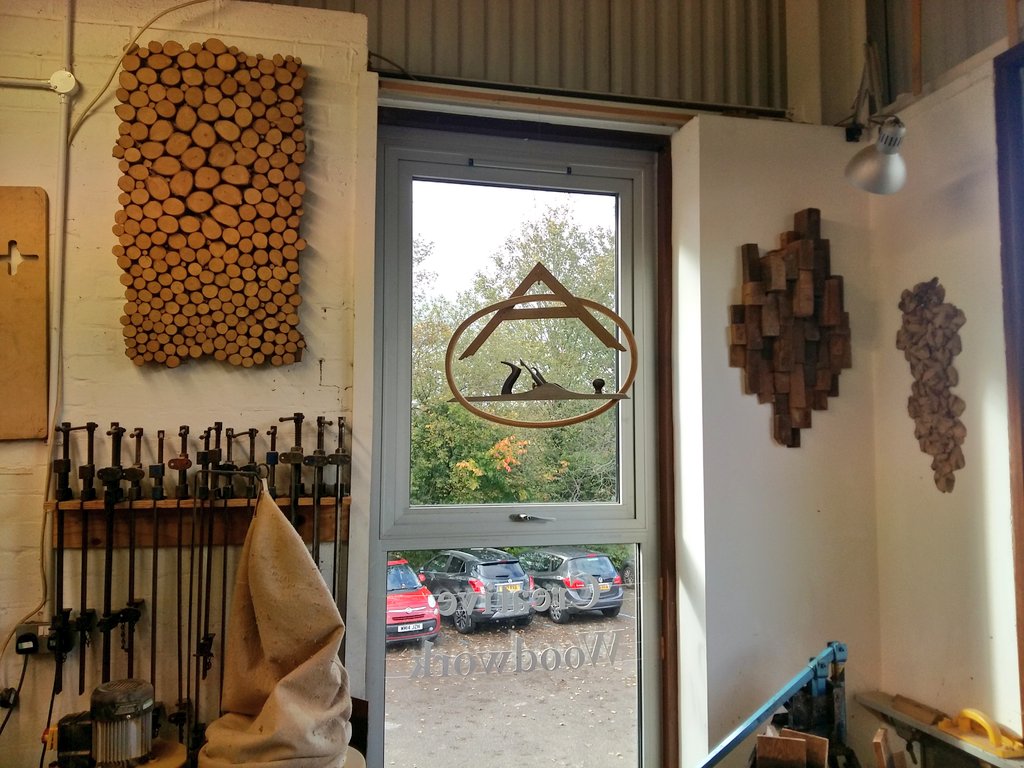 jam73e's tweet photo. Workshop pics today.
Trying my plane out and fitting the new Walnut handle to my hand 😊
#Thisonesforme https://t.co/AHIyLBYJDN