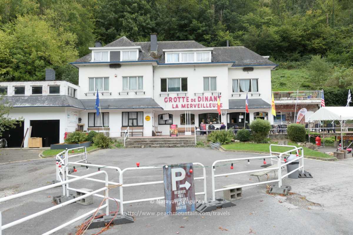 4/  #Dinant  #Belgium - Across the Meuse River is wonderful Grotte de Dinant La Merveilleuse (Cave of Dinant the Marvel). It lives up to its name. We simply walked there.