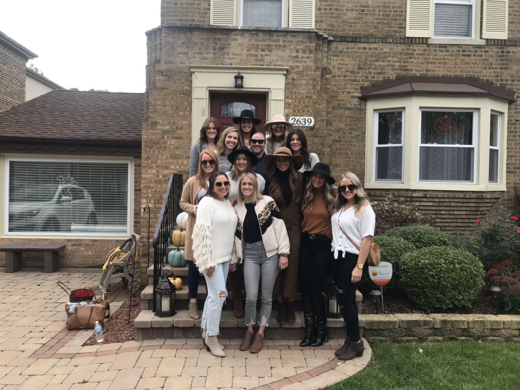 #Wine Tour to Southwest #Puremichigan. #winetasting #foodandwine #chicago windycitytourcompany.net