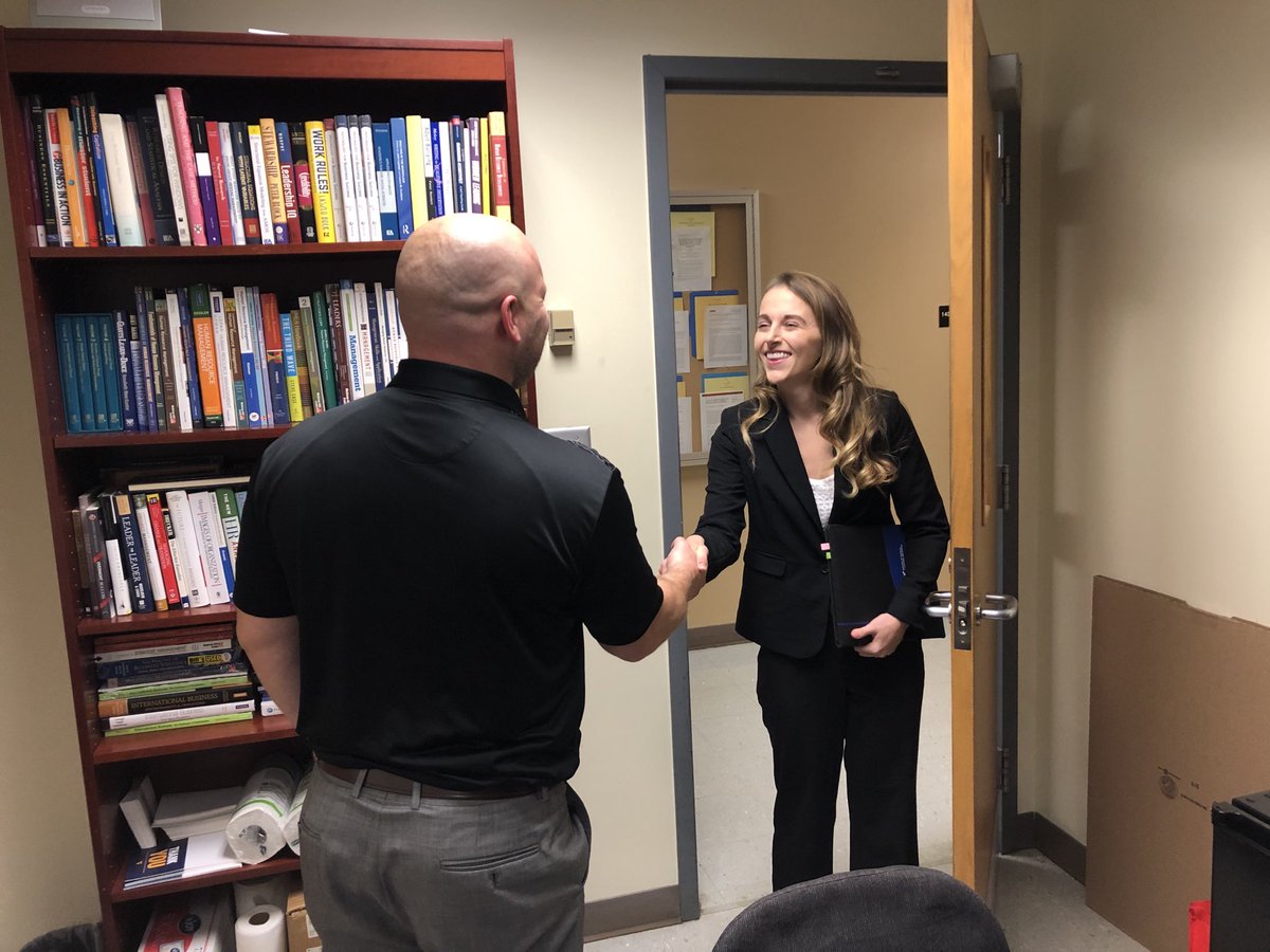 Let the pitch begin! Good luck to all the students competing in the WVU Intercollegiate Sales Competition. ⁦@wvuccobe⁩ ⁦<a href="/WVUSalesClub/">WVU PSE & Sales Club</a>⁩
