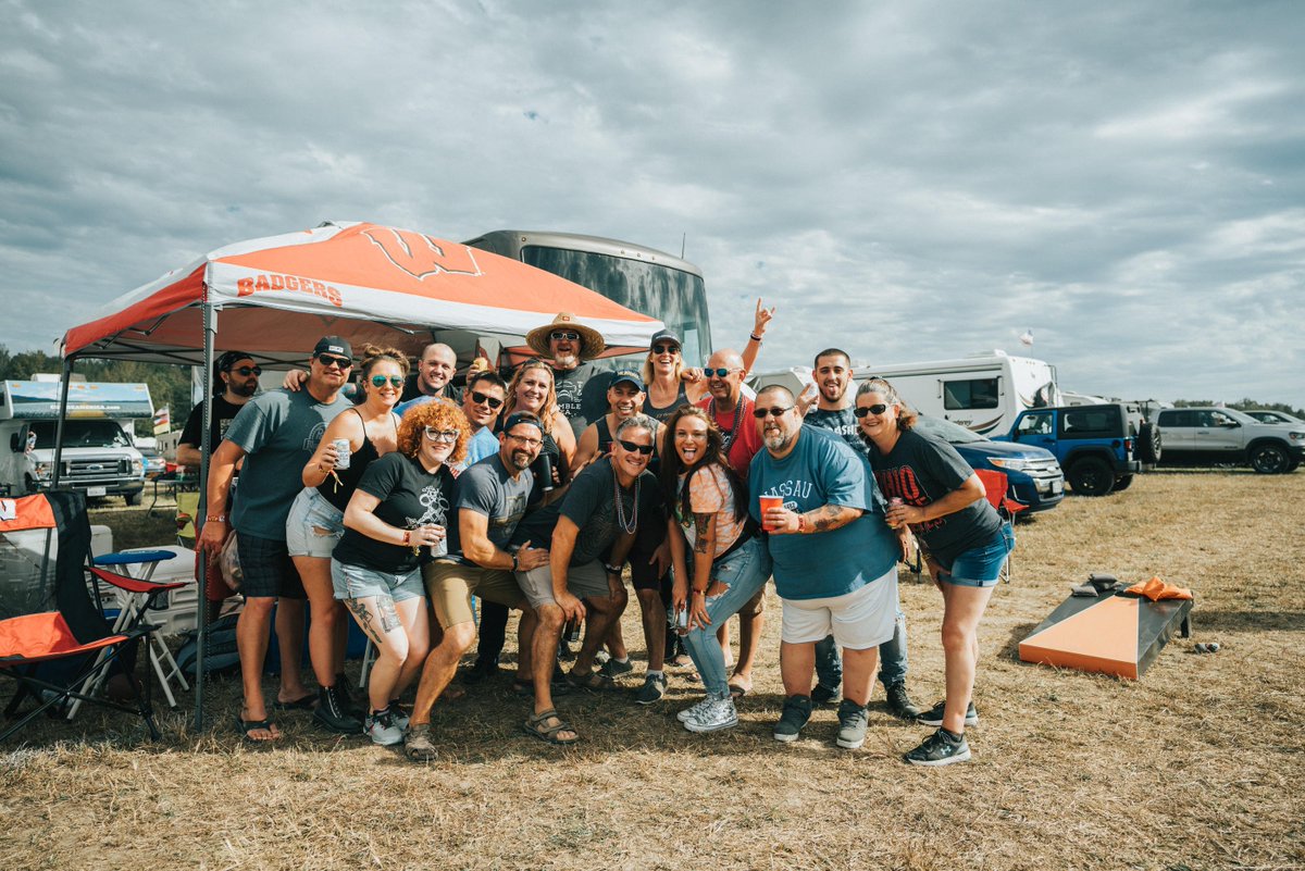 Nothing beats a weekend with killer music and camping with your whole crew. #Exit111Fest

📸Christian Stewart