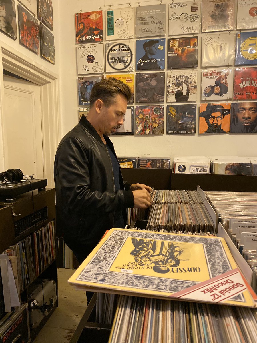 PurpleDiscoM's tweet image. Digging for some hidden disco gems before my last @amsterdamdanceevent show for this year 🕺🏽See you at World Fashion Center later with @Claptone_ and the @msqrdclaptone crew. My playtime is 1-2.30