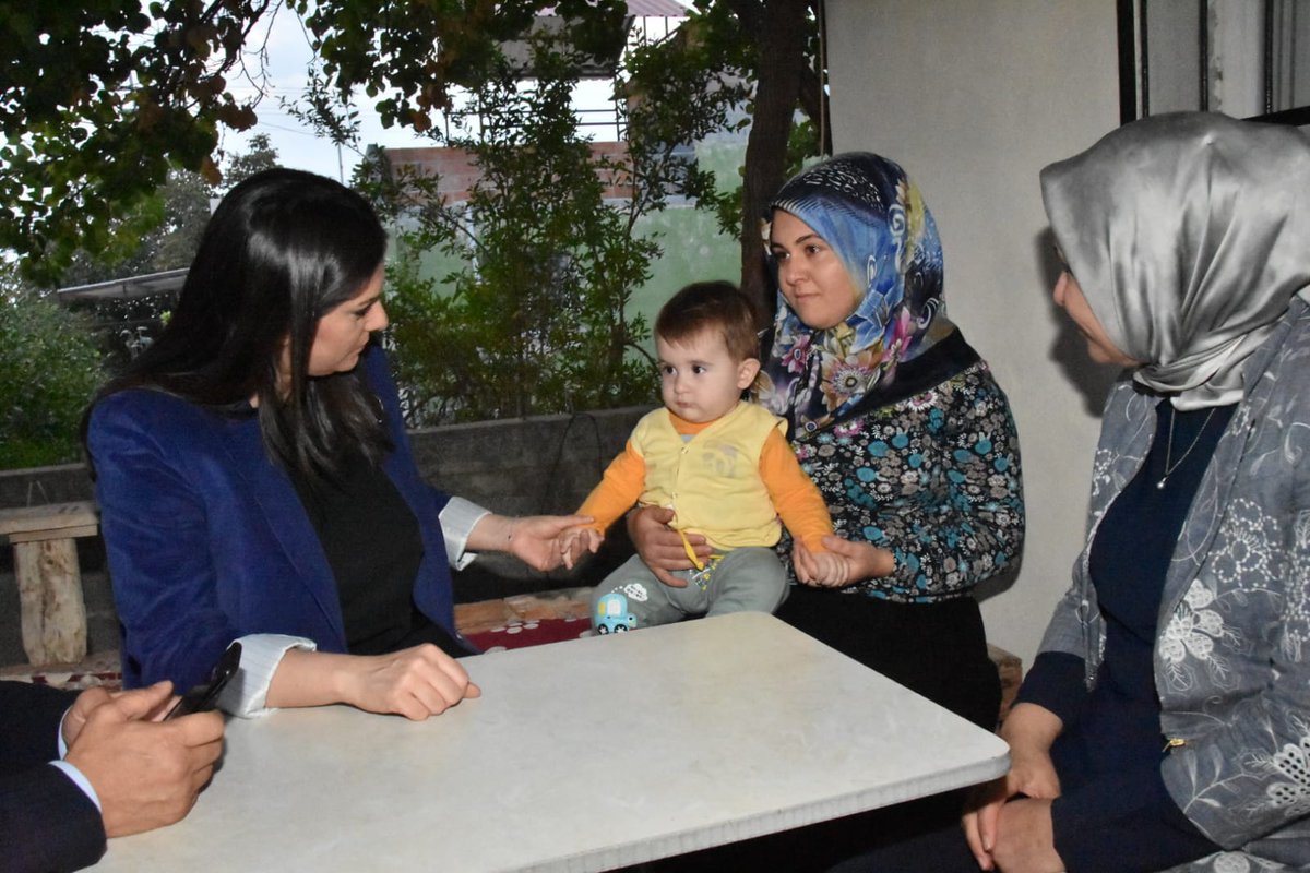jsarieroglu's tweet photo. Piyade Uzman Çavuş Remzi Hatipoğlu kardeşimizin kıymetli eşine taziye ziyaretinde bulunduk. Allah rahmet eylesin. Rabbim ailesine sabır versin. https://t.co/29iokelP4j
