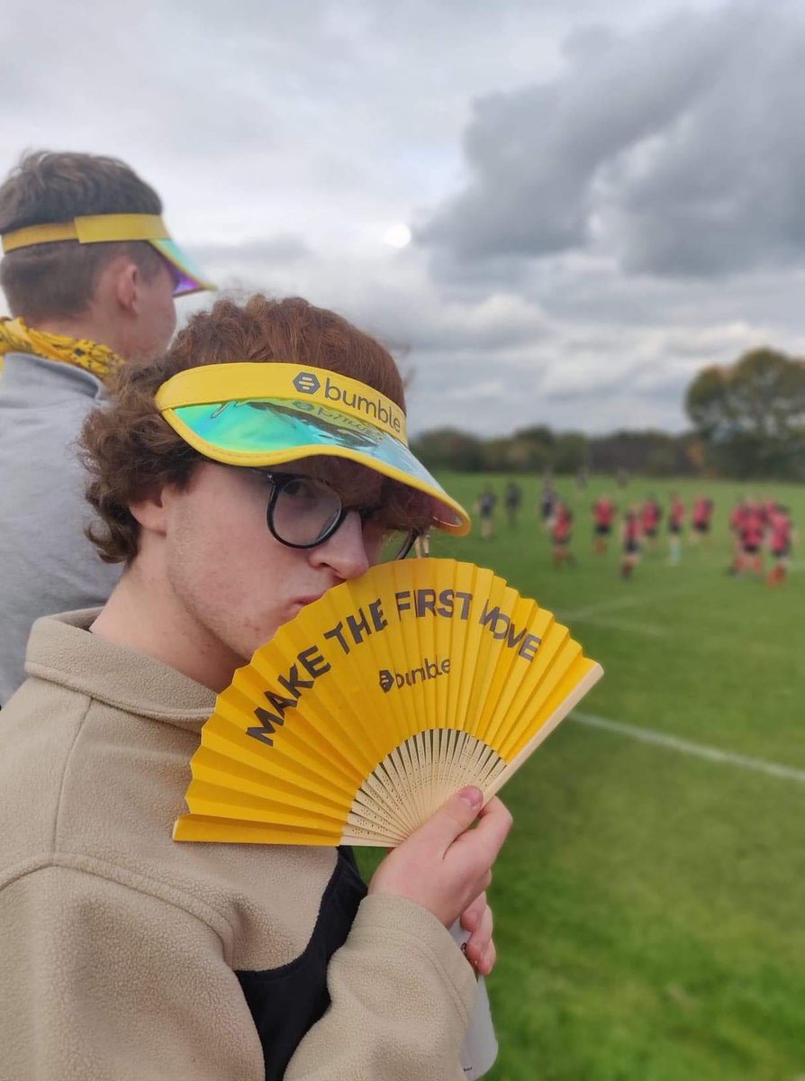 SheffEngRFC's tweet image. big win for the 2s against @HallamshireRUFC and what better way to top it off than a collab with @bumble #engines #lager #ILoveThisGame