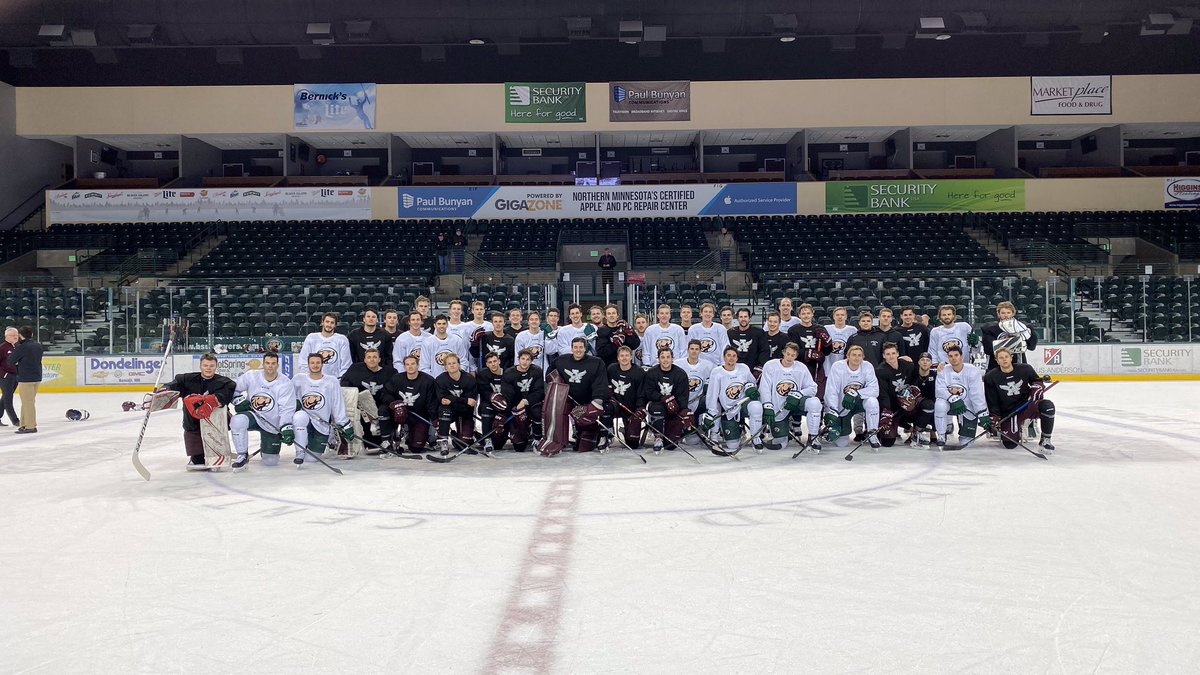 We would like to thank the coaches and players from <a href="/Auggie_Hockey/">Augsburg Men's Hockey</a> of <a href="/MIACathletics/">MIAC</a> for a great scrimmage today. Best of luck this upcoming season from all of us here <a href="/BSUBeaversMHKY/">Bemidji State Men’s Hockey</a> #gobeavs