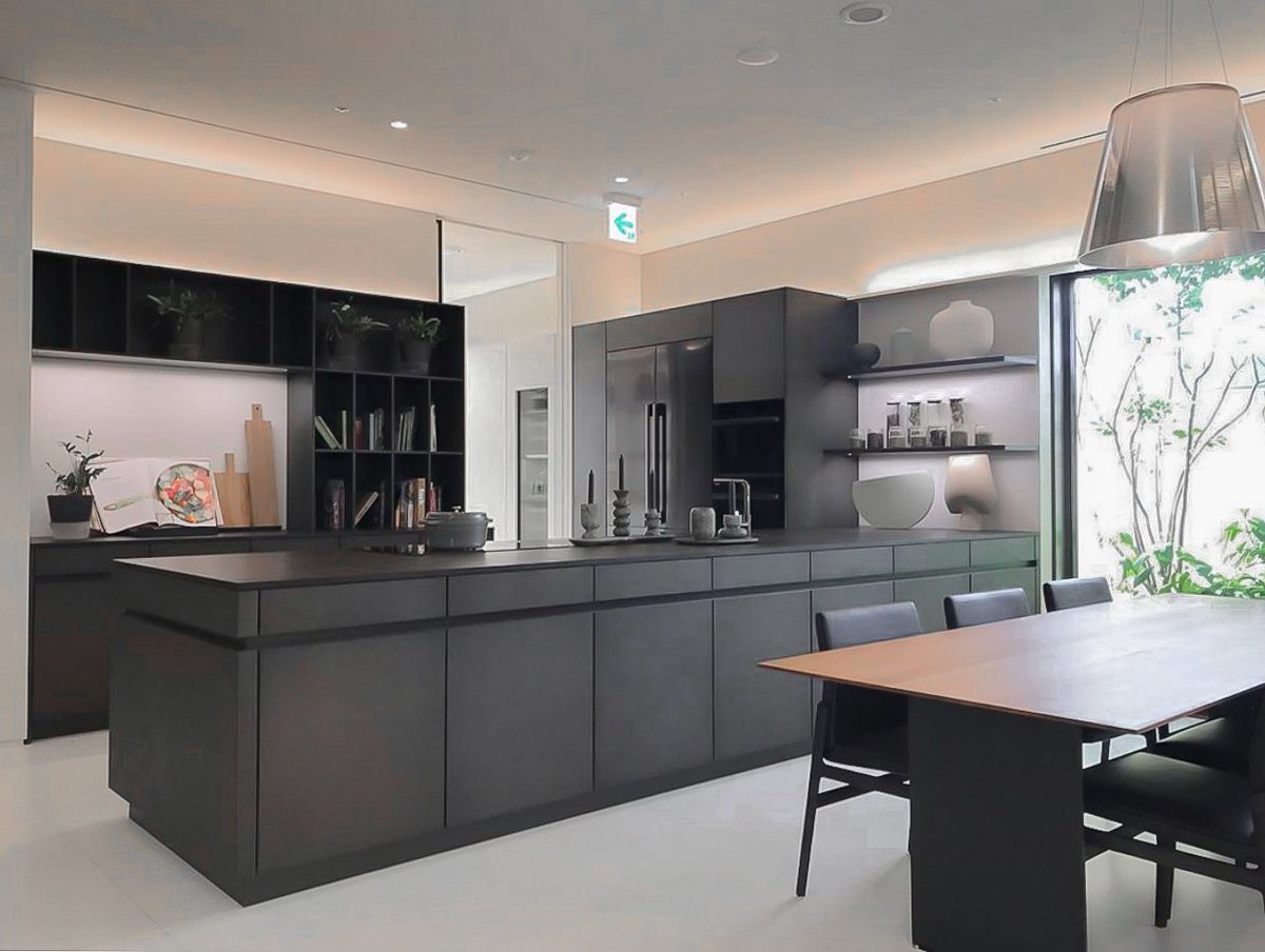 The essence of creativity brought to life with Dacor. Blend form, fit and function to realize your fantasy kitchen. 

Build your kitchen now: bit.ly/DacorModernistC